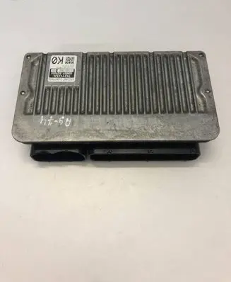 Toyota RAV 4 (XA40) Engine control unit/module 8966142R60 2120007060
