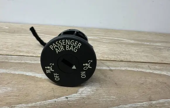 BMW 7 F01 F02 F03 F04 Passenger airbag on/off switch 9196886