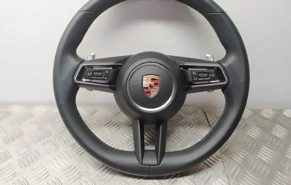 Porsche Macan (95B) Steering wheel