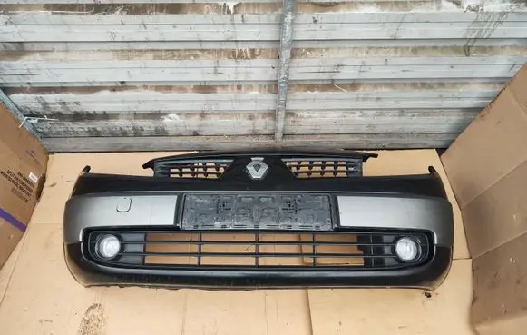 Renault Scenic II - Grand scenic II Front bumper 8200139528