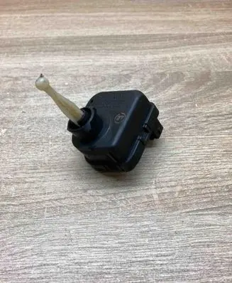 Audi A4 S4 B5 8D Headlight level adjustment motor 4D0941295 0307852315