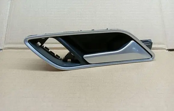 Audi A3 S3 8V Front door interior handle 8V3837020B