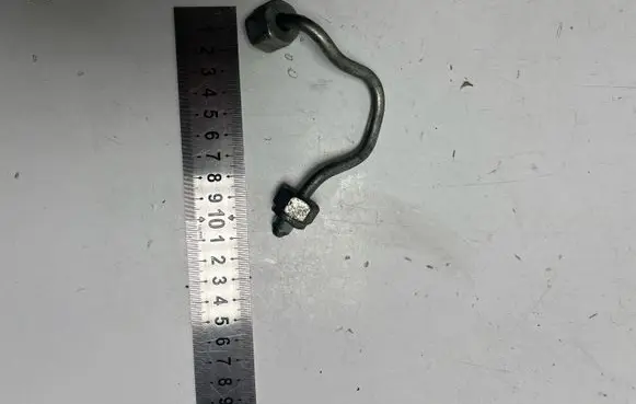 BMW 5 GT F07 Fuel line pipe 0445010617 7800123 0281002949