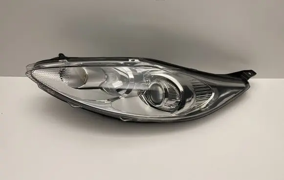 Ford Fiesta Headlight/headlamp 8A6113W030CG
