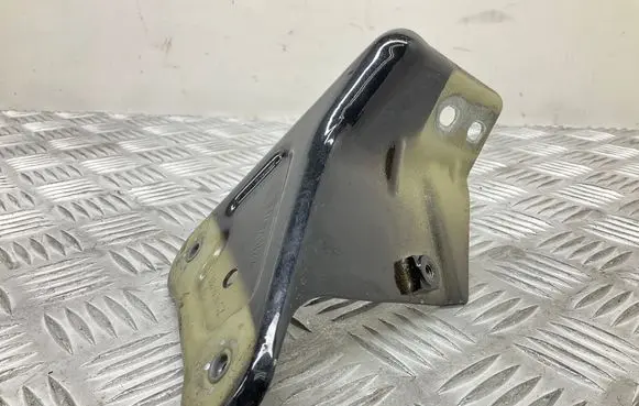 Skoda Rapid (NH) Fender mounting bracket 5JA821142A