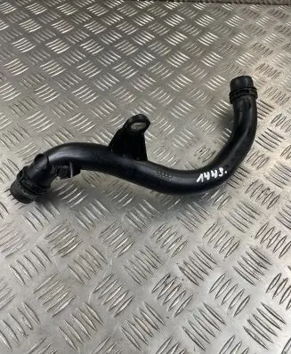 Coolant pipe/hose