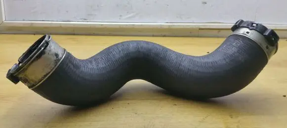 Mercedes-Benz C W204 Intercooler hose/pipe A2045281482