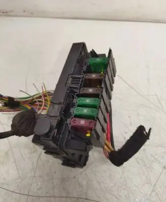 Peugeot 206 CC Fuse module 9644038680