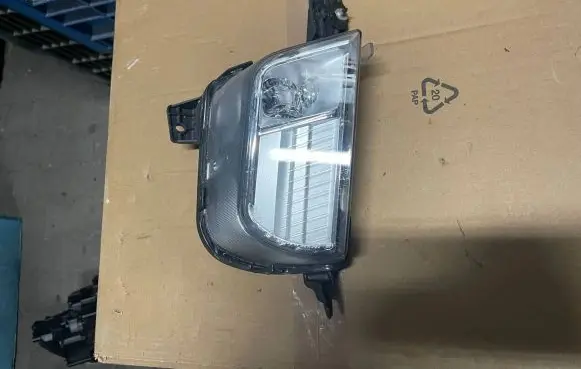 Ford Edge II Front fog light PKT4B15B243AD 441973 F0GK17004
