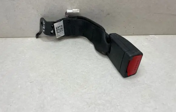 BMW 5 G30 G31 G38 Middle seatbelt buckle (rear) 7412785 632223100G