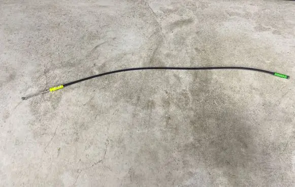 Toyota Avensis T250 Front door cable line