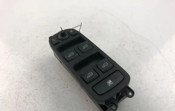 Volvo V50 Electric window control switch 30739845