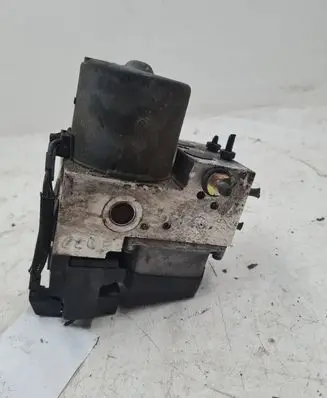 Volkswagen PASSAT B5 ABS Pump 0273004573