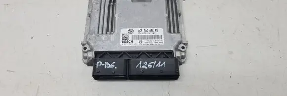 Volkswagen PASSAT B6 Engine control unit/module 0261S02261 1039S16141