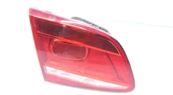 Volkswagen PASSAT B7 Tailgate rear/tail lights 3AE945093K