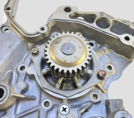 Nissan Murano Z50 Timing chain cover