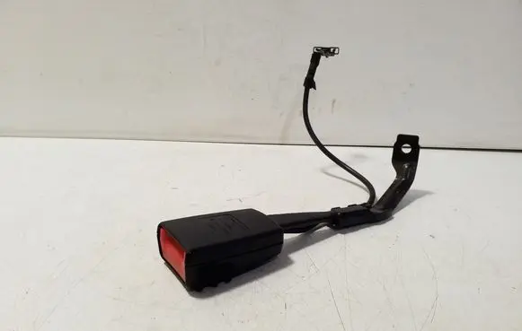 Audi TT TTS Mk2 Front seatbelt buckle 8P0857756G