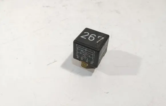 Audi A6 S6 C4 4A Other relay 443919578C 267