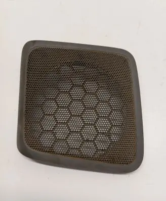 Side speaker trim/cover