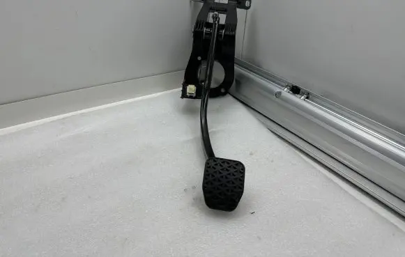 BMW i3 Brake pedal 6799925 175445105