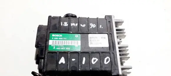 Volkswagen PASSAT B3 Engine control unit/module 0280000711 443907403