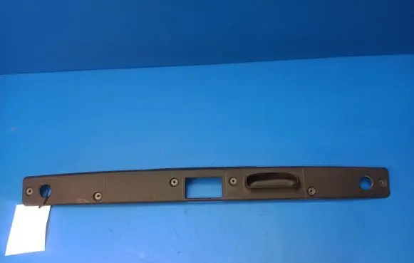 Mercedes-Benz E W211 Tailgate/boot lid lock trim A2117500193