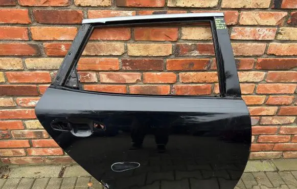 KIA Optima Rear door