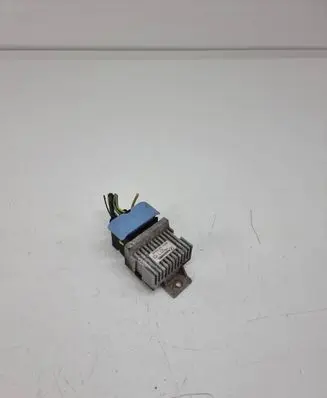 Ford Kuga I Glow plug pre-heat relay 9m5q12a343