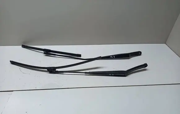 Audi A3 S3 8P Windshield/front glass wiper blade 