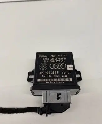 Audi Q7 4L Light module LCM 8P0907357F 5LA00837901