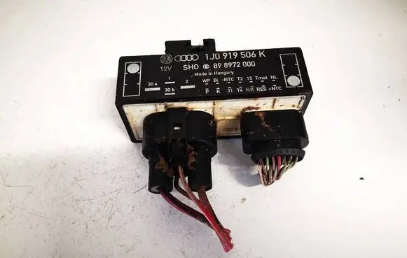 Volkswagen Bora Coolant fan relay 1j0919506k 898972000