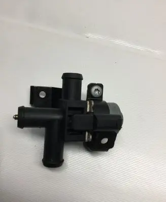 Mercedes-Benz E W212 Webasto circulation pump for autonomous heater A0005062864