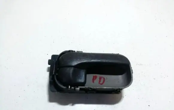 Nissan Almera N16 Front door interior handle