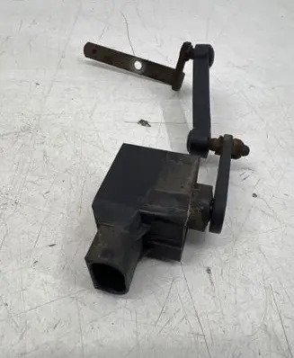 Mercedes-Benz GL X164 Rear air suspension level height sensor A1643201132
