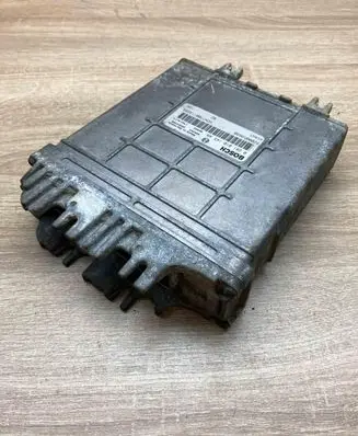 Renault Espace III Engine control unit/module ECU 8200059880 0281010143