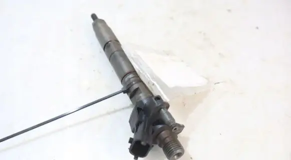 Volvo V60 Fuel injector 0445116046