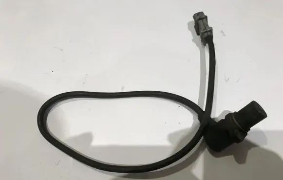 Audi A4 S4 B5 8D Crankshaft position sensor