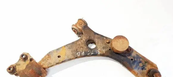 Mazda 5 Front lower control arm/wishbone