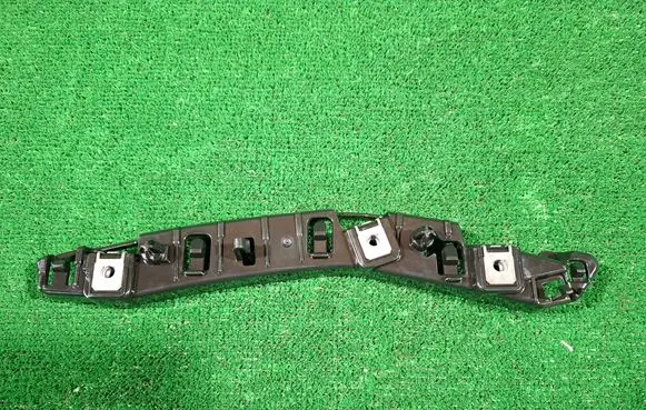 Citroen C5 Aircross Front bumper mounting bracket 9843921980