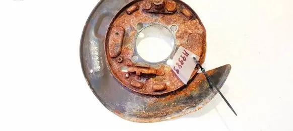 Honda CR-V Rear brake disc plate dust cover 