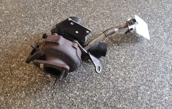 Jaguar S-Type Turbo 4R8Q6K682BK