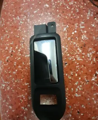 Volkswagen PASSAT B5 Front door interior handle 3B1837114