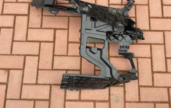 BMW X6 G06 Front bumper mounting bracket 8085666 51118085666 8085676