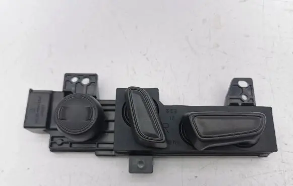 Toyota RAV 4 (XA50) Seat adjustment handle 18D047