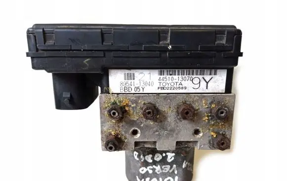 Toyota Corolla Verso E121 ABS Pump 8954113040