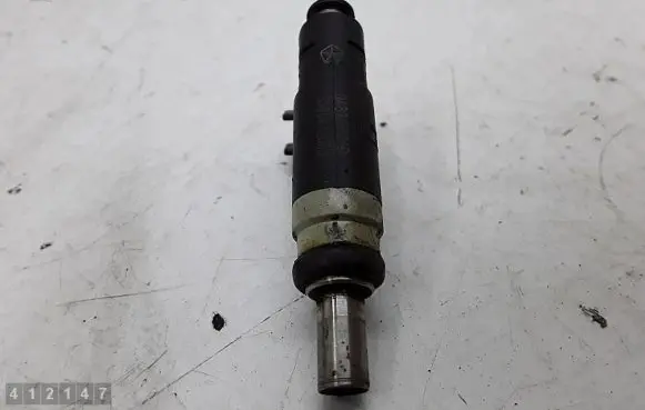 Dodge Caliber Fuel injector 04891577AB
