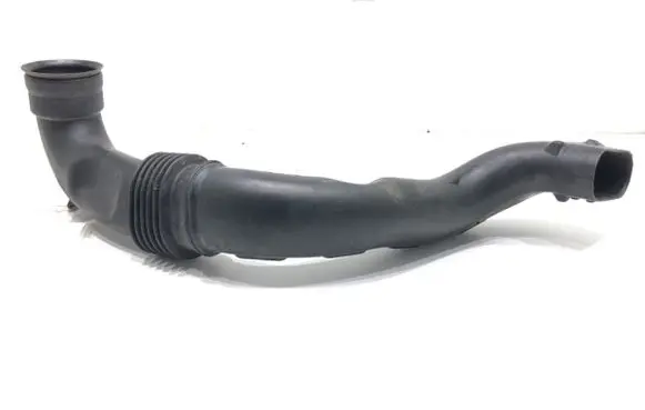 Dacia Duster II Air intake hose/pipe 165556763R
