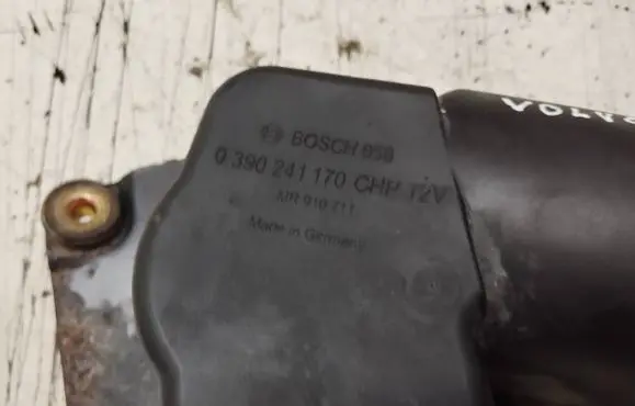 Volvo S40, V40 Wiper motor MR910711 0390241170