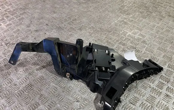 Land Rover Evoque II Front bumper mounting bracket K8D217B931AB