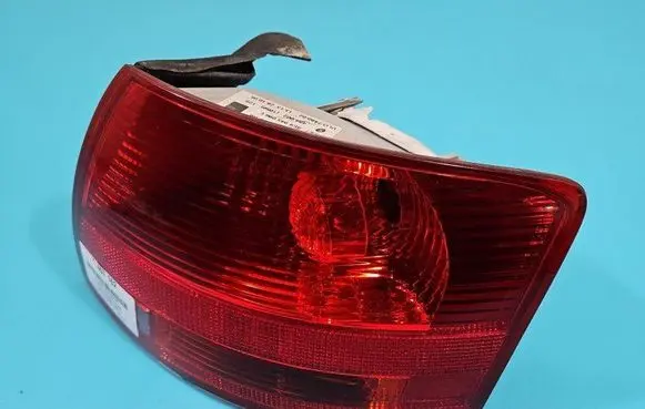 Rear/tail lights